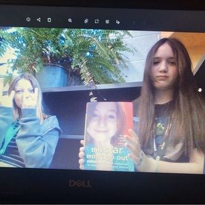 Meet your Posher, Caroline